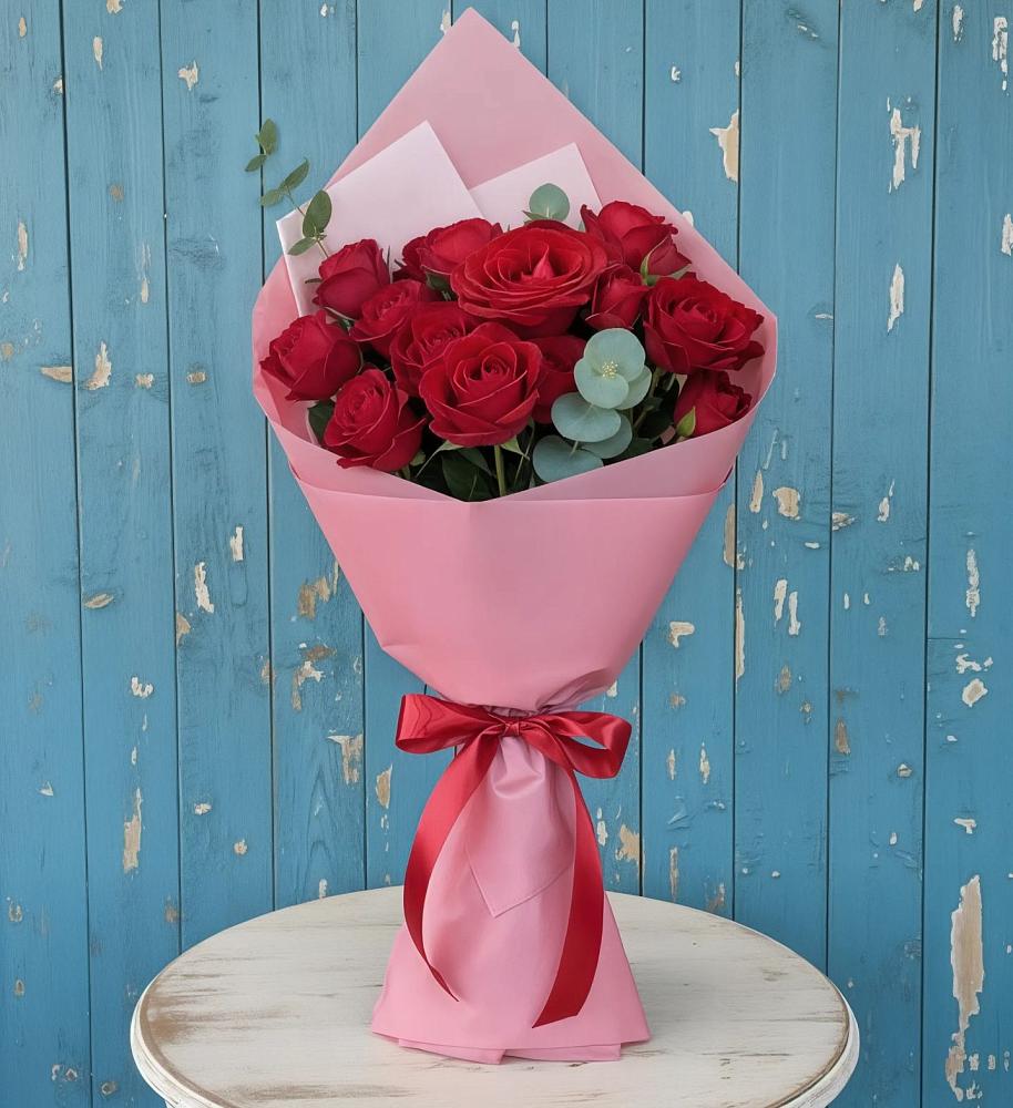 Букет цветов из: Розы в Бикине