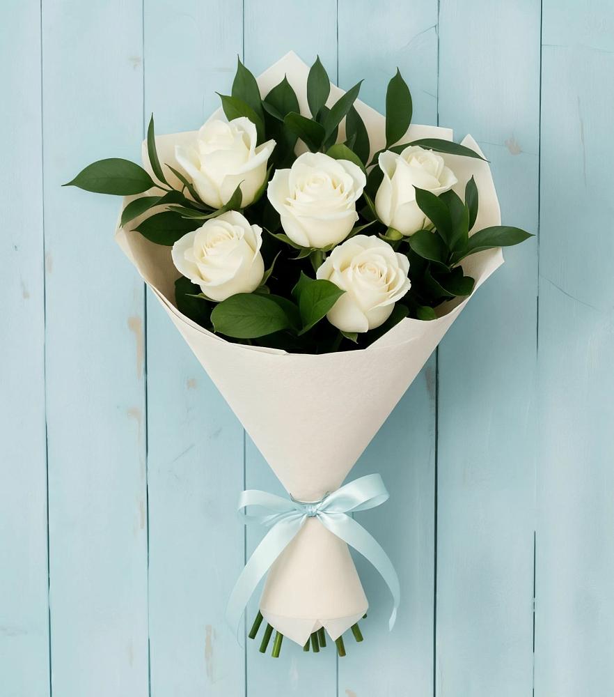 Букет цветов из: Розы в Бикине