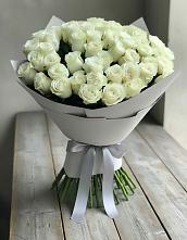 Букет 35 Белых роз в Бикине