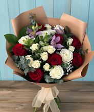 Букет цветов из:  Розы и Альстромерии в Бикине