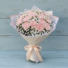 Букет цветов из:  Гвоздики в Бикине