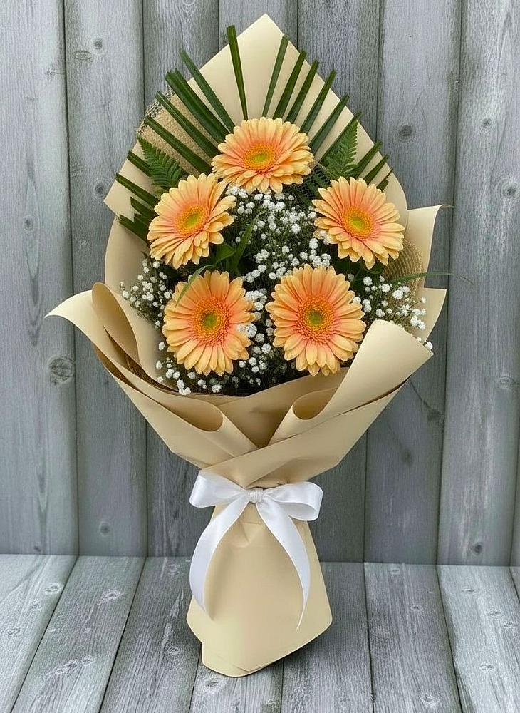 Букет цветов из: Герберы в Бикине