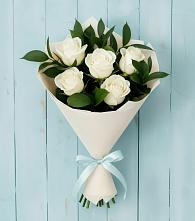 Букет цветов из:  Розы в Бикине