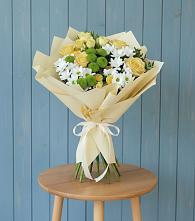 Букет цветов из:  Хризантемы и Розы в Бикине