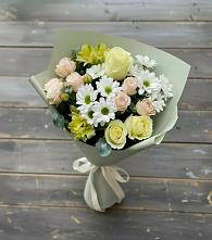 Букет цветов из:  Альстромерии, Розы и Хризантемы в Бикине