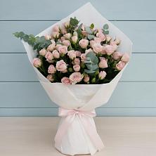 Букет цветов из:  Розы в Бикине